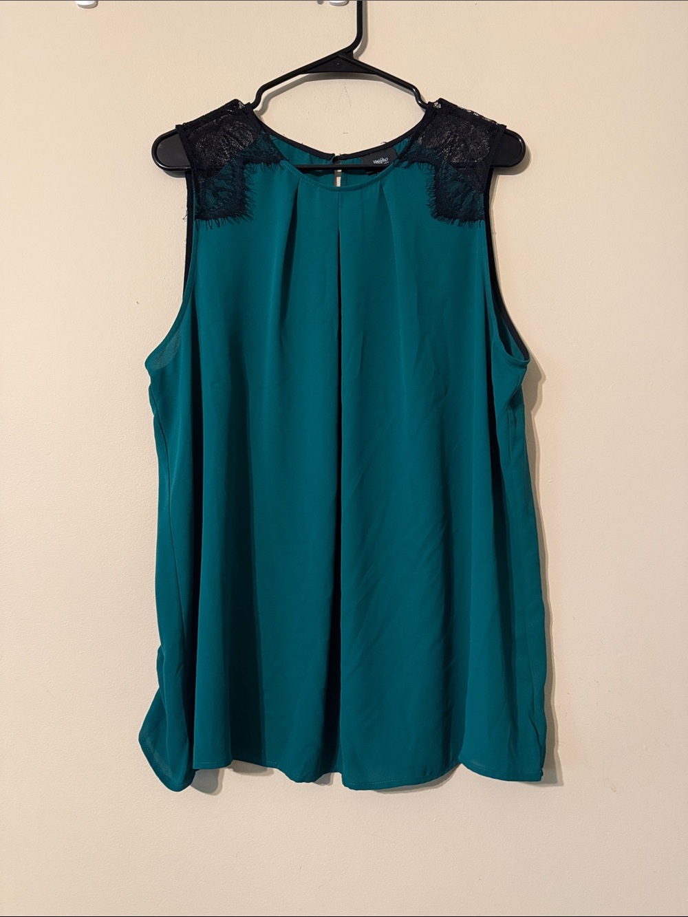 Mossimo Supply Co. Dark Green Sleeveless Blouse with Black Lace Shoulders